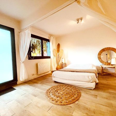 Superbe Appartement Boheme Dans Les Vignes نيم المظهر الخارجي الصورة