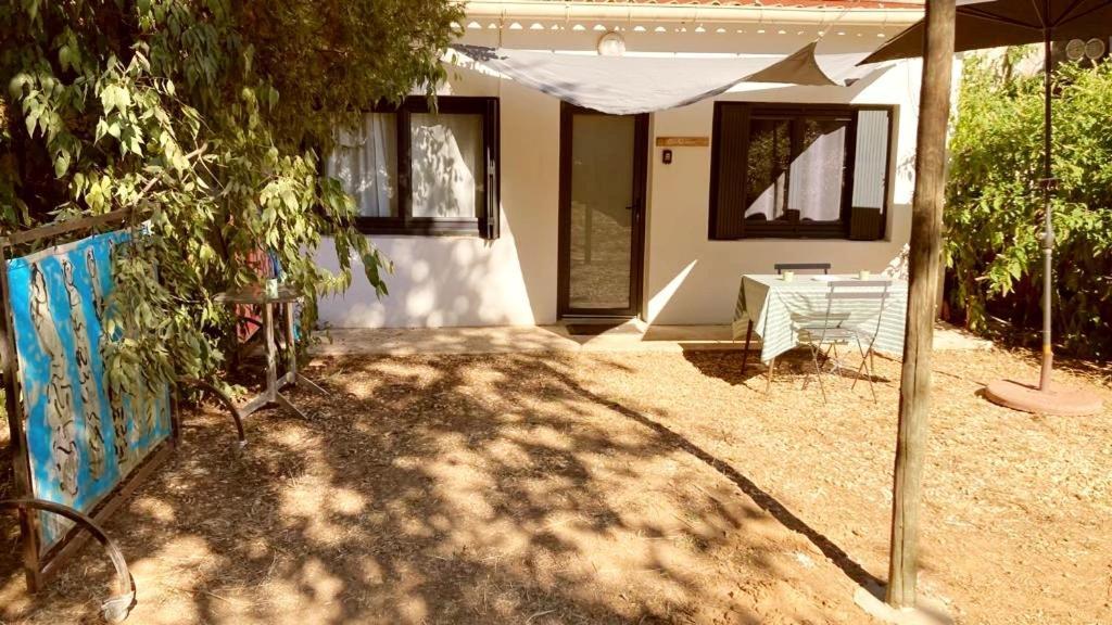 Superbe Appartement Boheme Dans Les Vignes نيم المظهر الخارجي الصورة